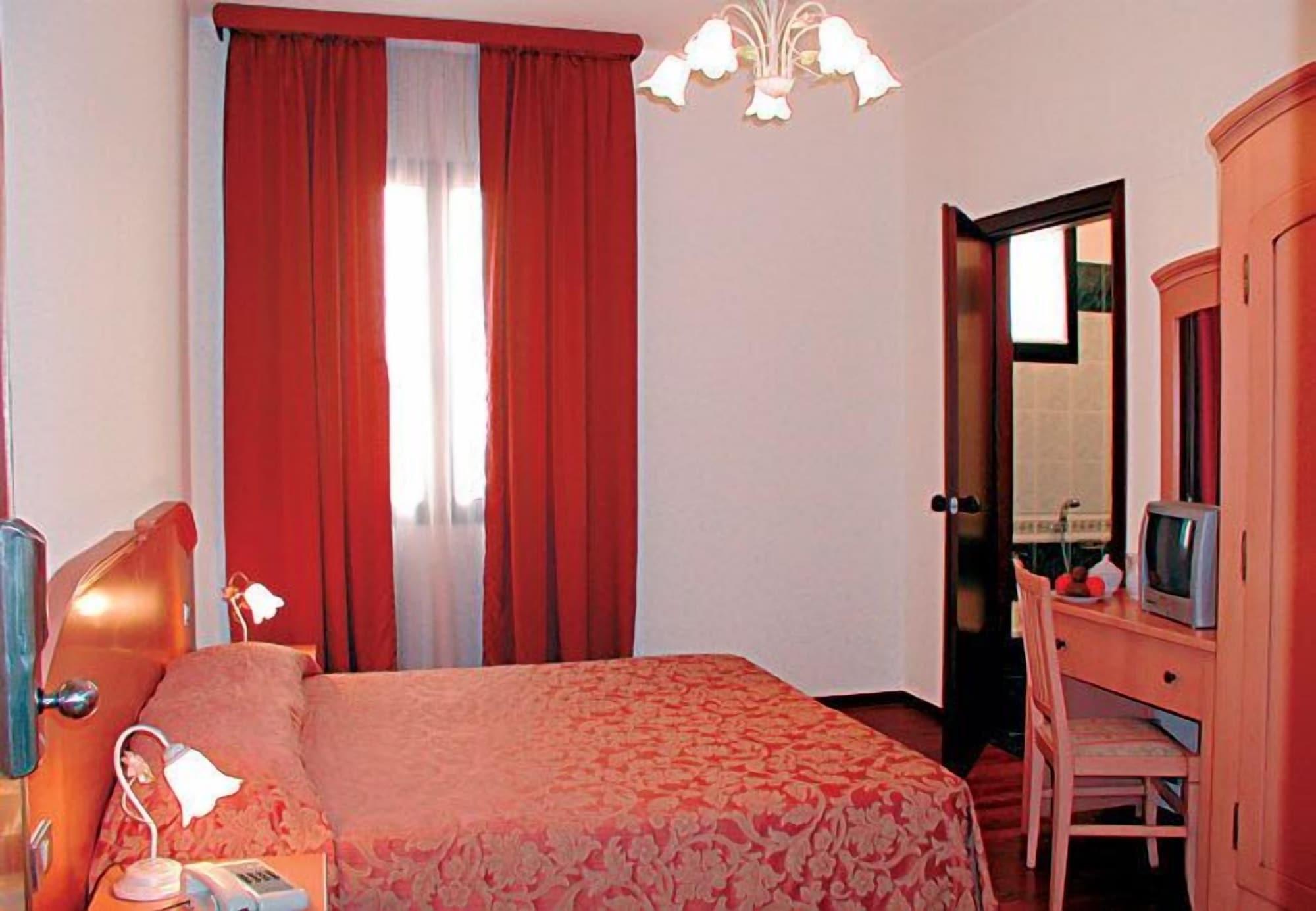 Hotel Altieri Favaro Veneto Exterior photo