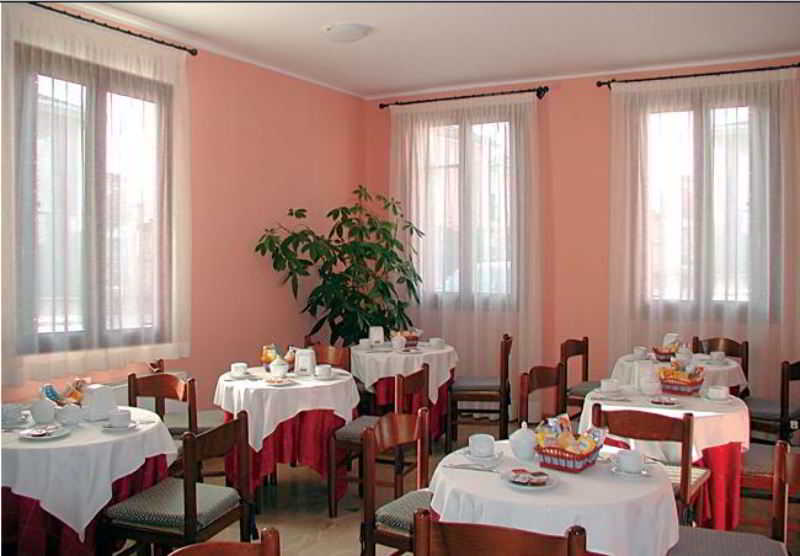 Hotel Altieri Favaro Veneto Exterior photo
